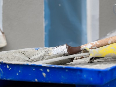 Comment peindre une porte de garage sectionnelle ?