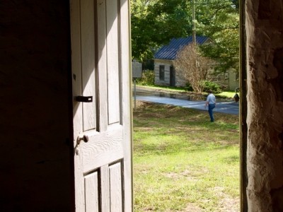 Quelle ouverture choisir pour sa porte d'entrée ?